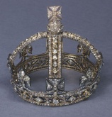 Bildergebnis für Die kleine Diamantkrone der Königin Victoria (Small diamond crown of Queen Victoria)